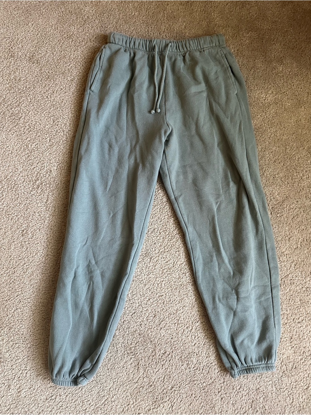 Old Navy Women’s Sage Green Jogger Sweatpants